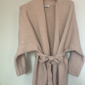 MM LaFleur Morwndi sweater almond xs/s